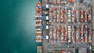 Import kontenerow morskich. Jak odbywa się to w eco containers