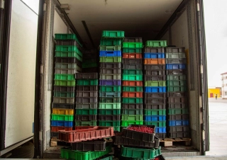 Transport żywności w kontenerach chłodniczych